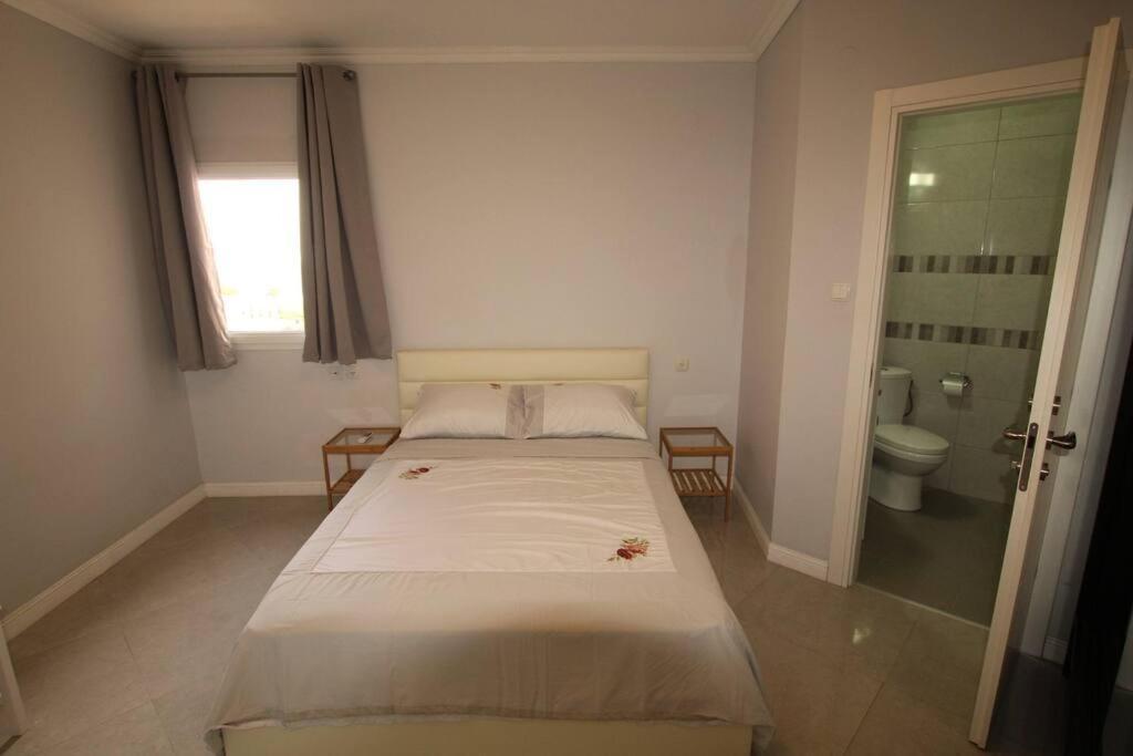 Royal Aparatment On The Sea , Blvd Nitza 34 Netanya Exterior foto